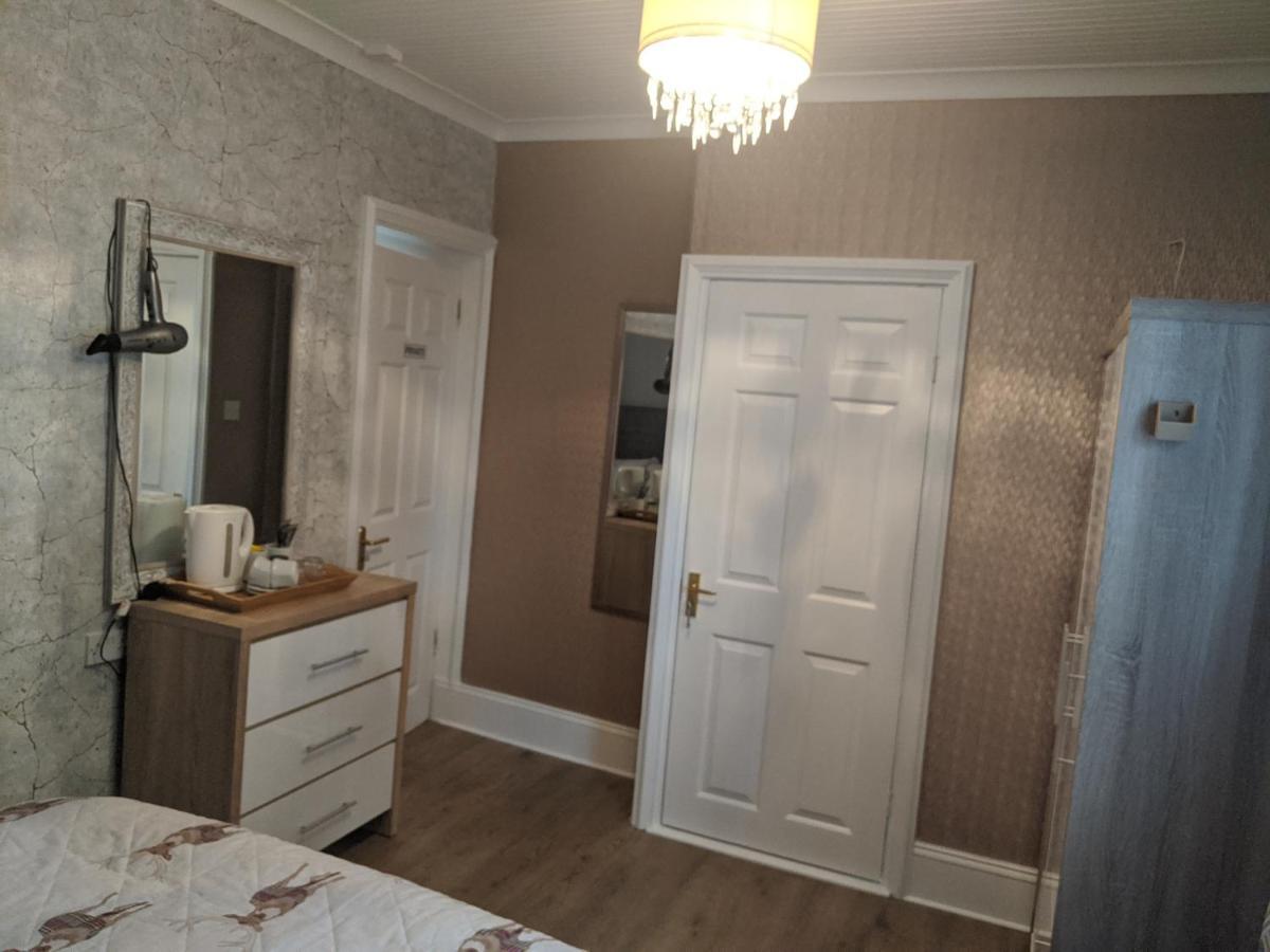 Hunters Lodge B&B Трамор Екстериор снимка